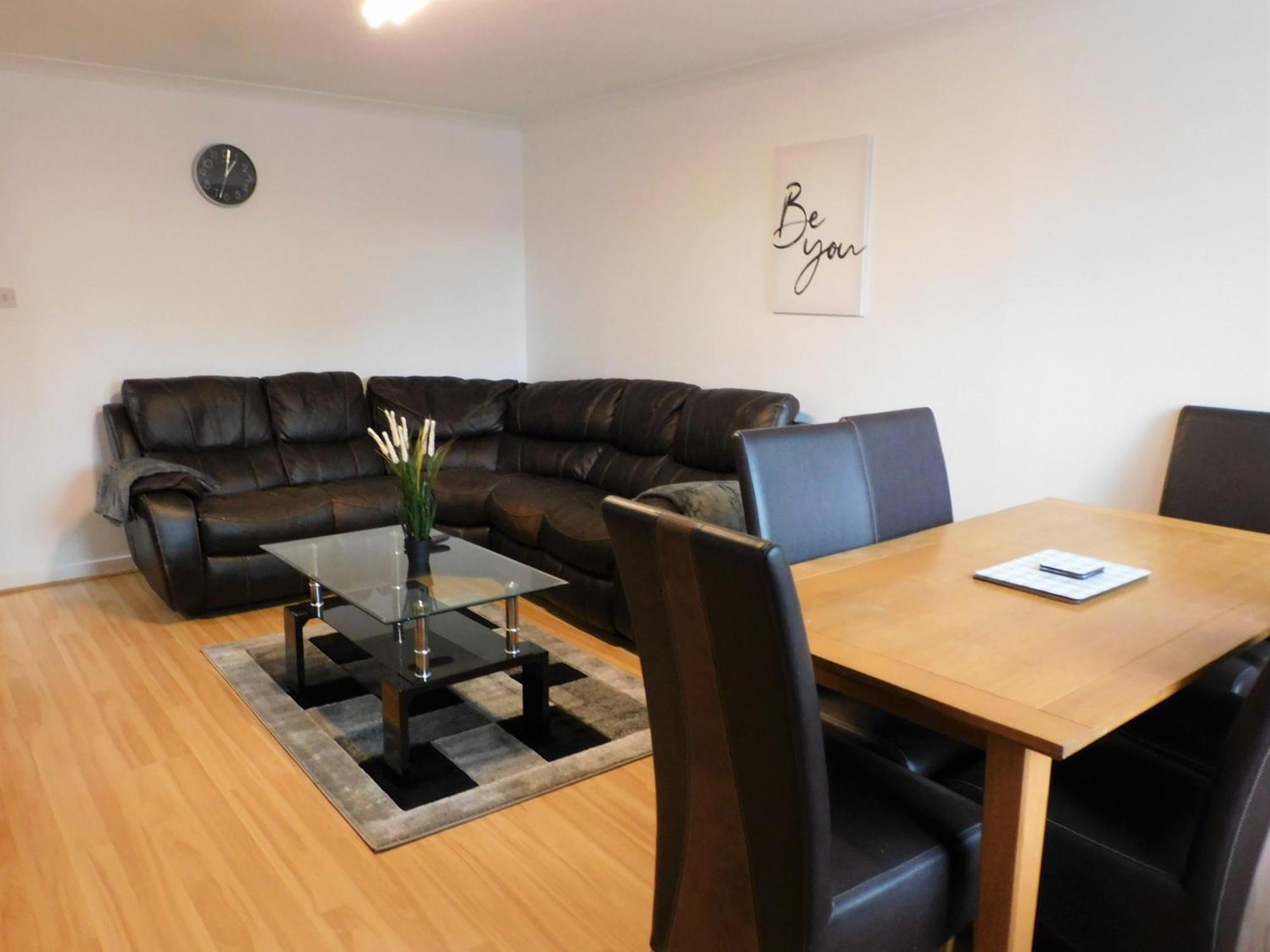 2 Bed Apt On Quiet Cul-De-Sac, Fab Location Пейзли Екстериор снимка